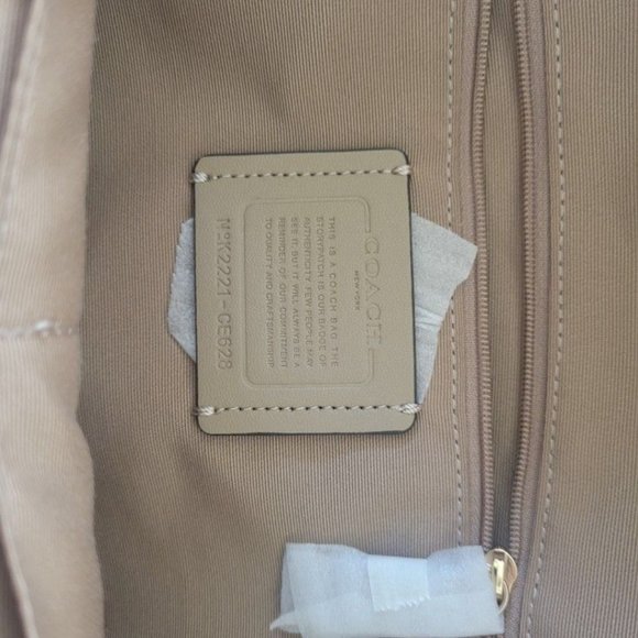 NWT COACH Court Backpack With Heart Cherry Print | Comp Value $450 | CE628 - Picture 5 of 9